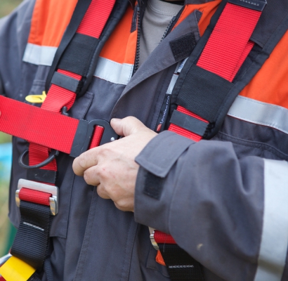 Všetko, čo potrebujete vedieť o pracovnom postroji