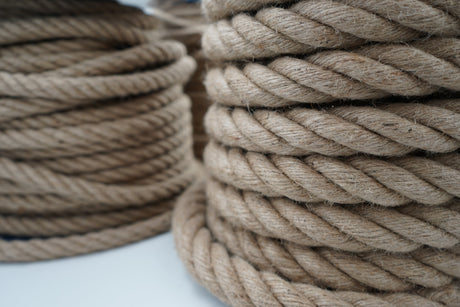 Přírodní lana a šňůry